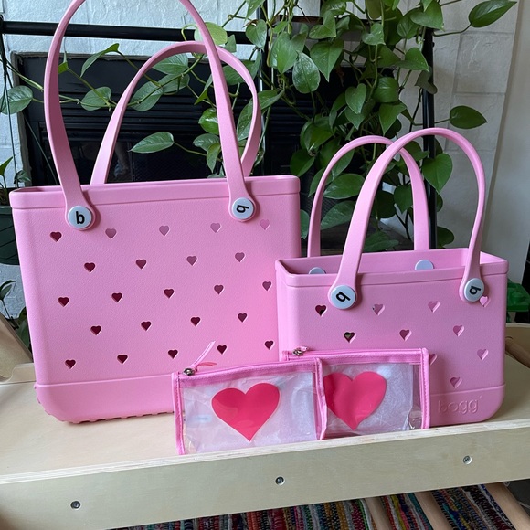 Limited Edition -♥Bogg® Bag Heart Collection♥ - Picture 2 of 8